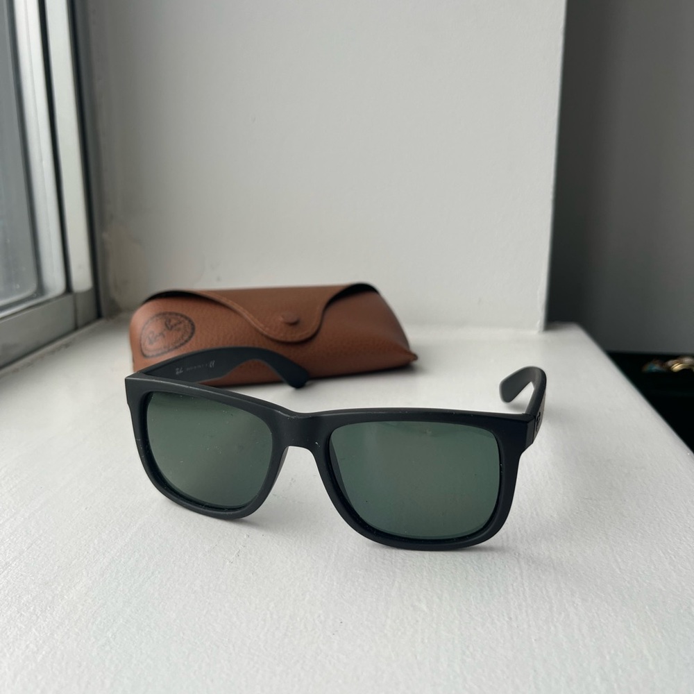 Ray-Ban Black Justin Sunglasses RB4165